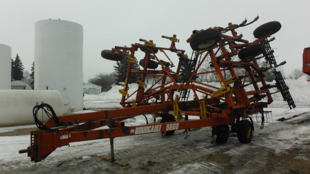 Image of Bourgault 9800 Primary image