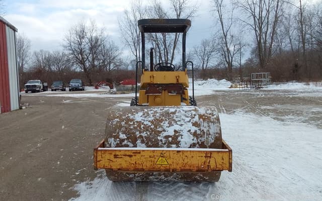 Image of Bomag BW172D equipment image 2