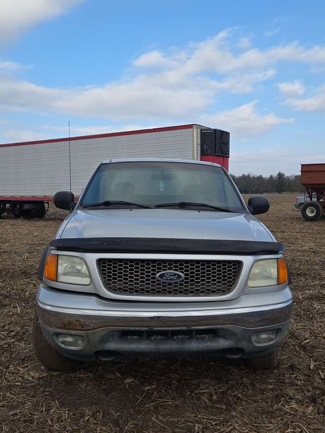 Image of Ford F-150 equipment image 1