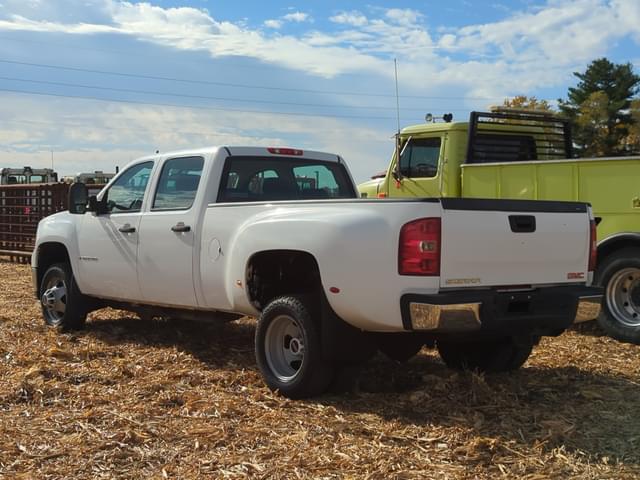 Image of GMC 3500 equipment image 3