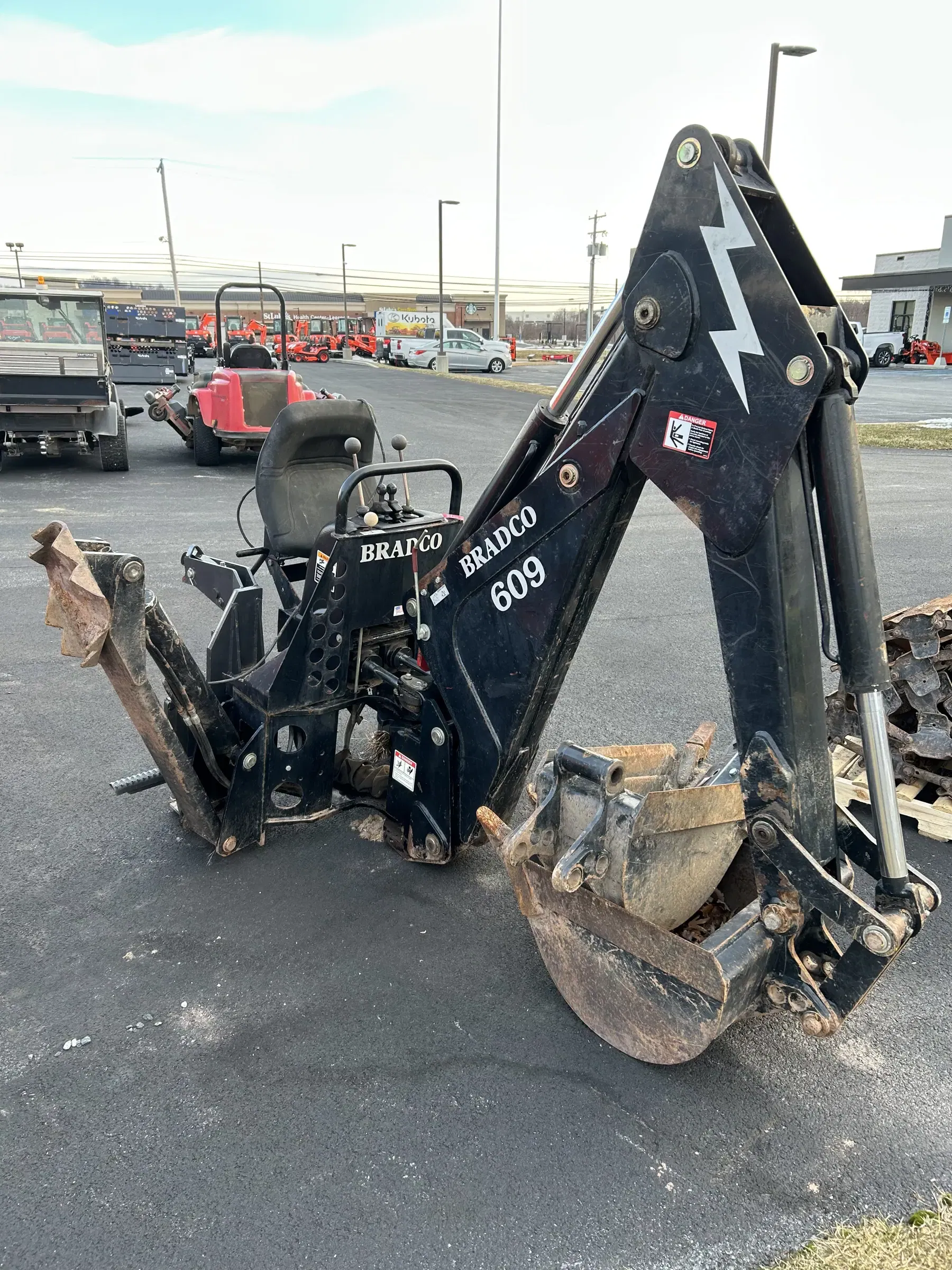 Bradco 609 Equipment Image0