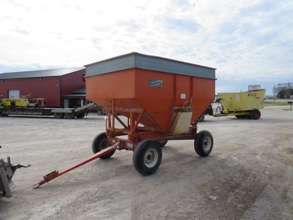 Bradford 275 Equipment Image0