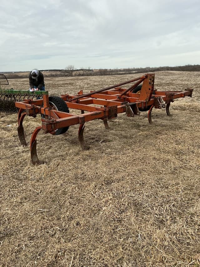 Image of Brady 1000 equipment image 1