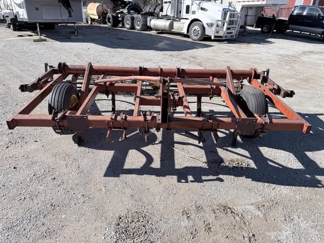 Image of Brady 1000 equipment image 1