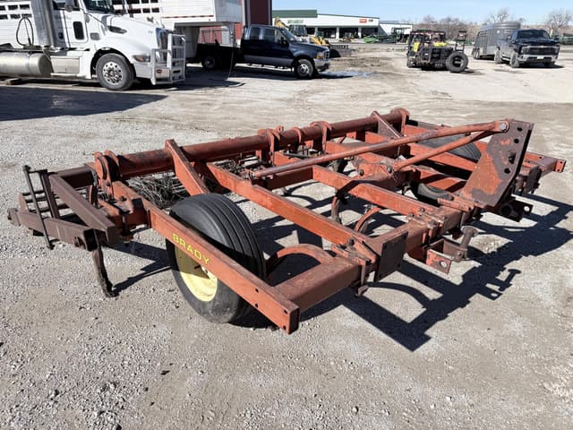 Image of Brady 1000 equipment image 2