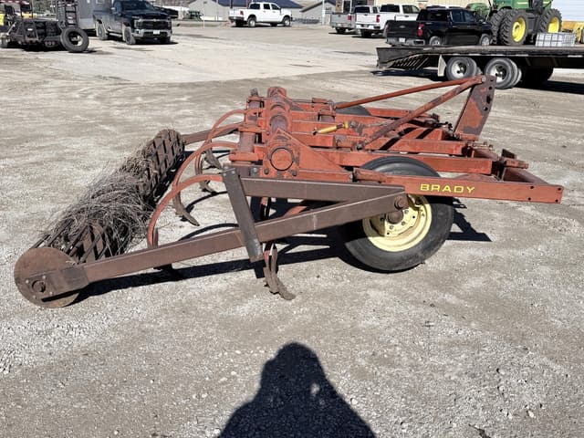 Image of Brady 1000 equipment image 3