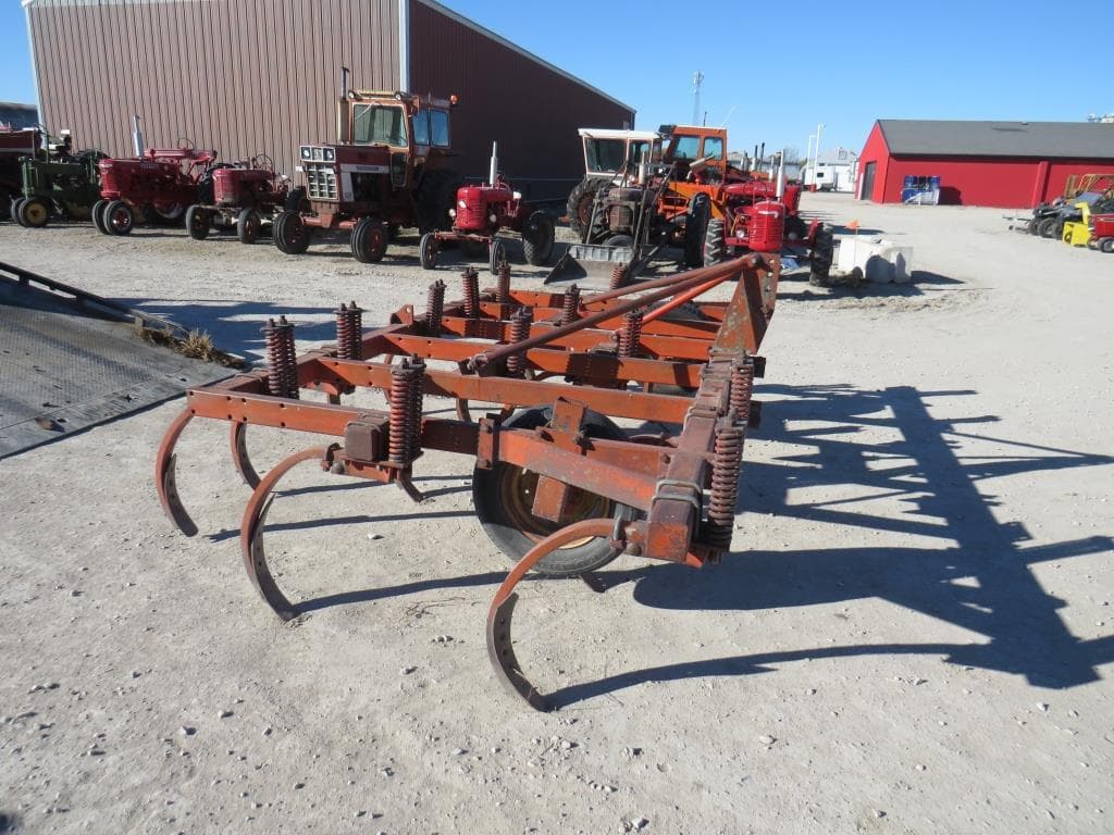 Image of Brady 1000 Image 1