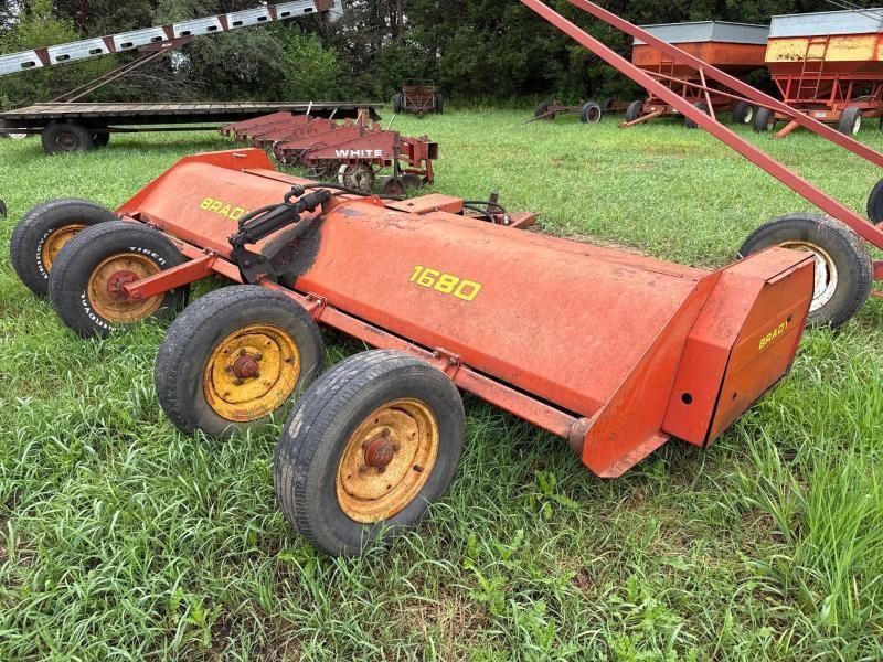 Brady 1680 Equipment Image0