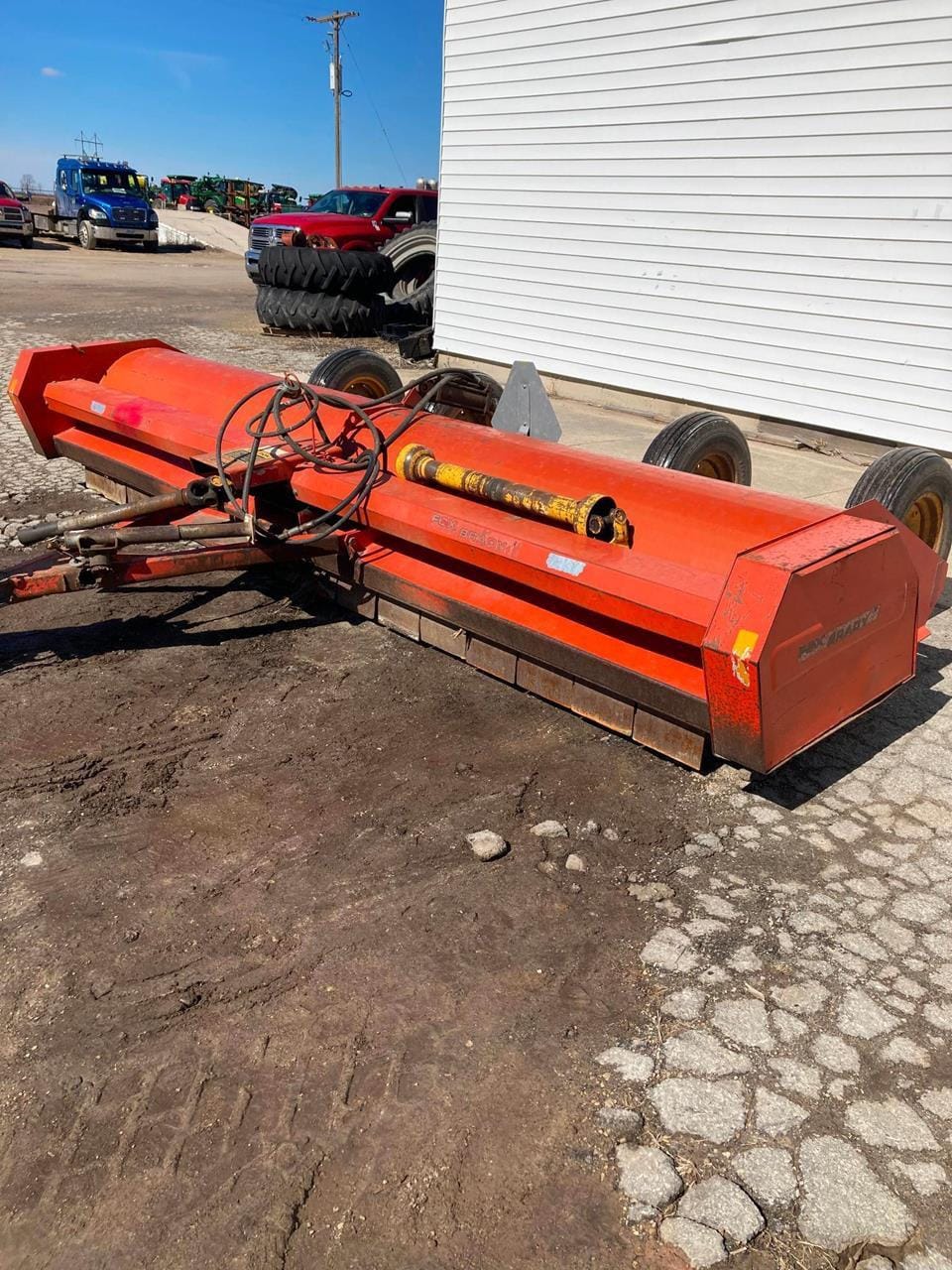 Brady 1680 Equipment Image0