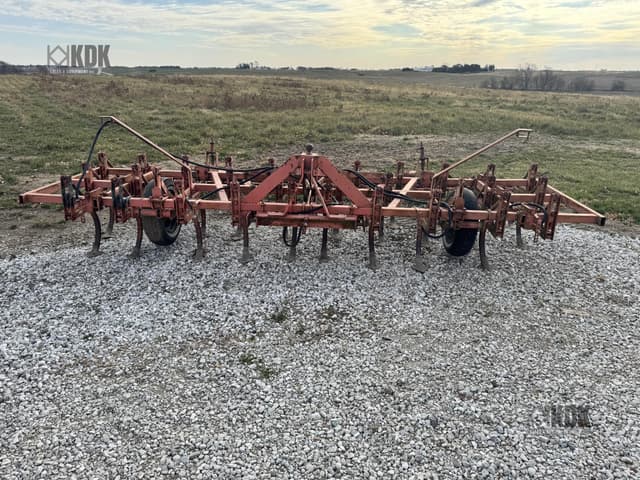 Image of Brady W11 equipment image 1