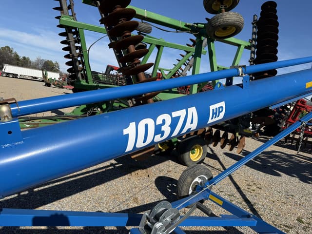 Image of Brandt 1037A equipment image 4