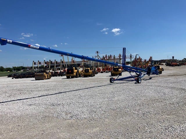 2024 Brandt 1070 Equipment Image0