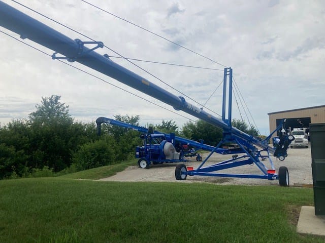 2023 Brandt 1070 Equipment Image0