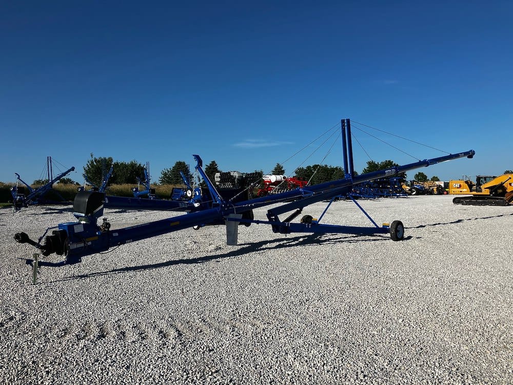 2023 Brandt 1070 Equipment Image0
