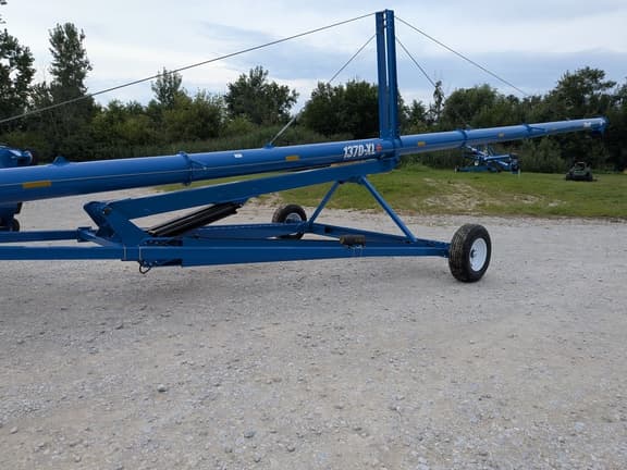 Image of Brandt 1370XL equipment image 4