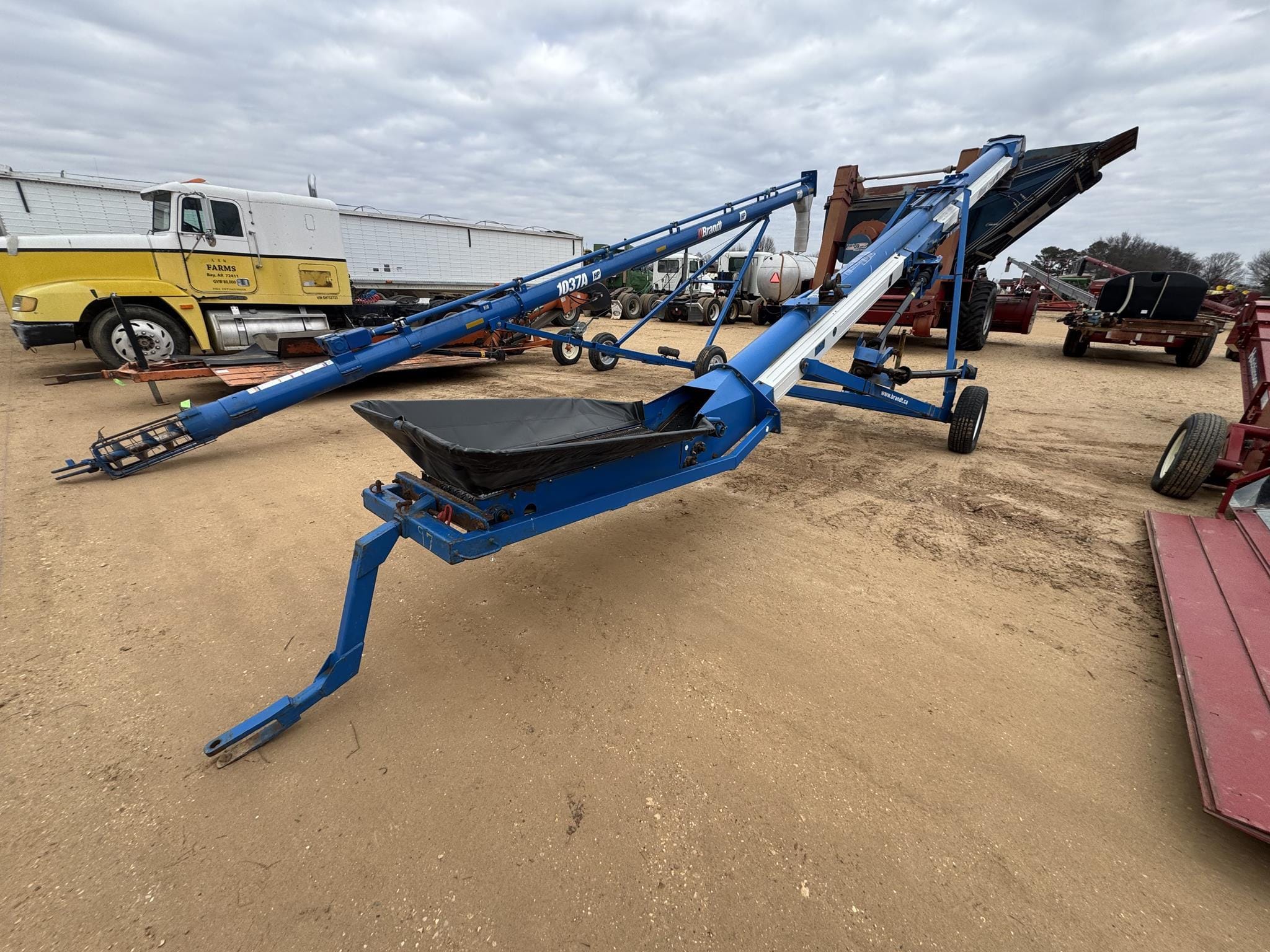 Brandt 1535 Equipment Image0