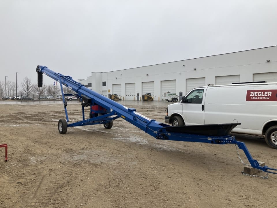 2023 Brandt 1547 Equipment Image0