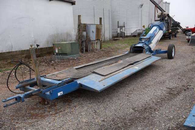 Image of Brandt GrainDeck equipment image 1