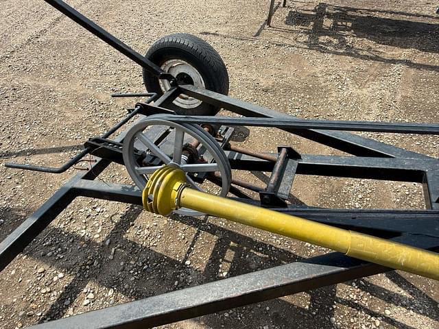 Image of Brandt 852 equipment image 1