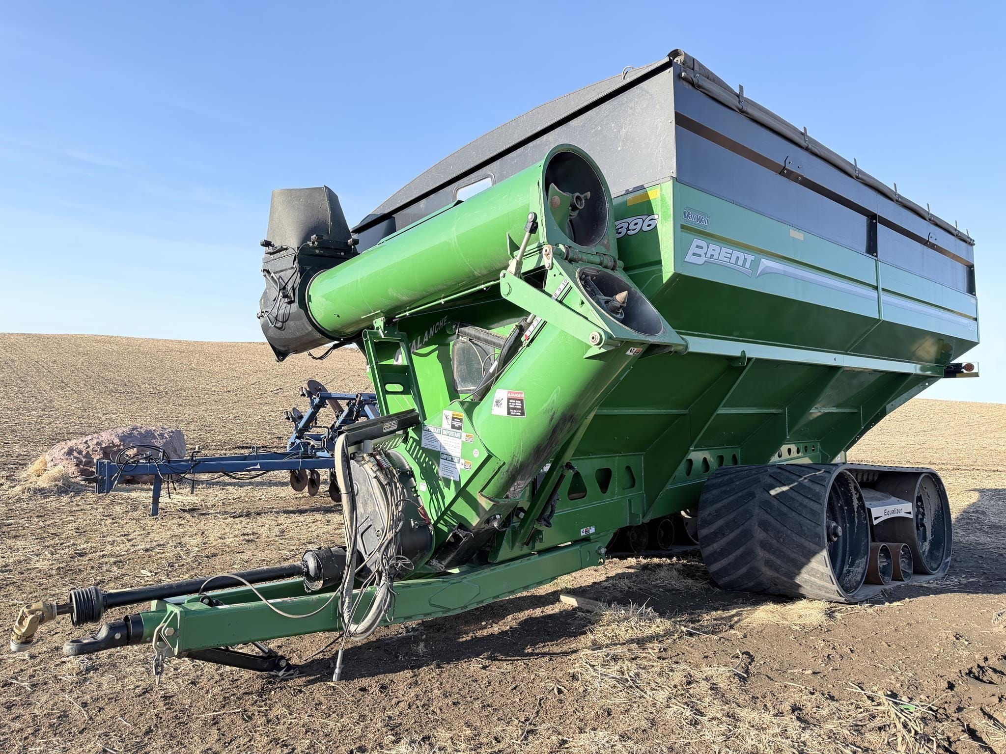 2022 Brent 1396 Equipment Image0