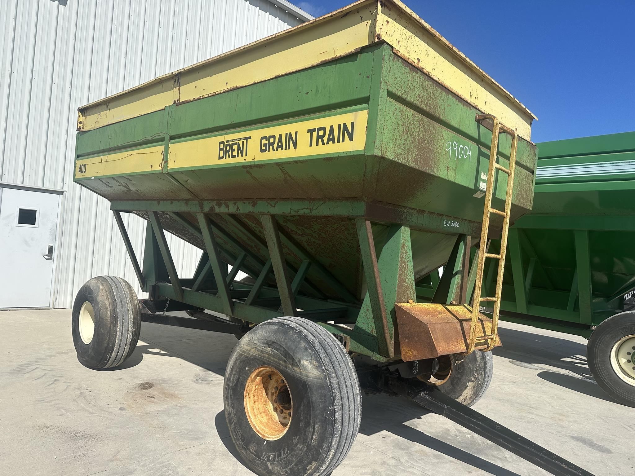 Brent Grain Train 400 Equipment Image0