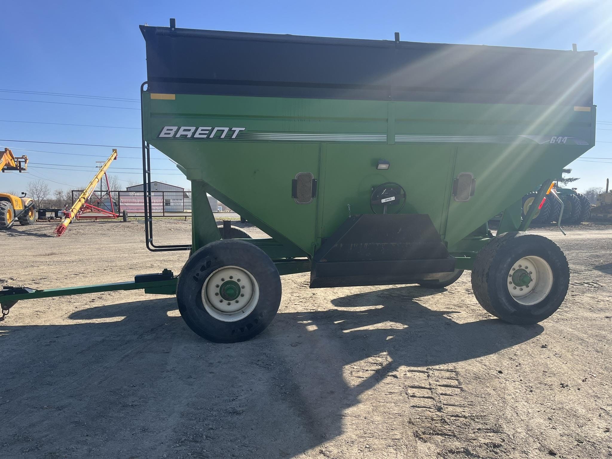 Brent 644 Equipment Image0