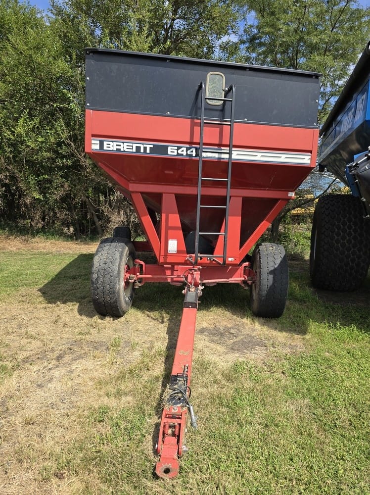 2006 Brent 644 Equipment Image0