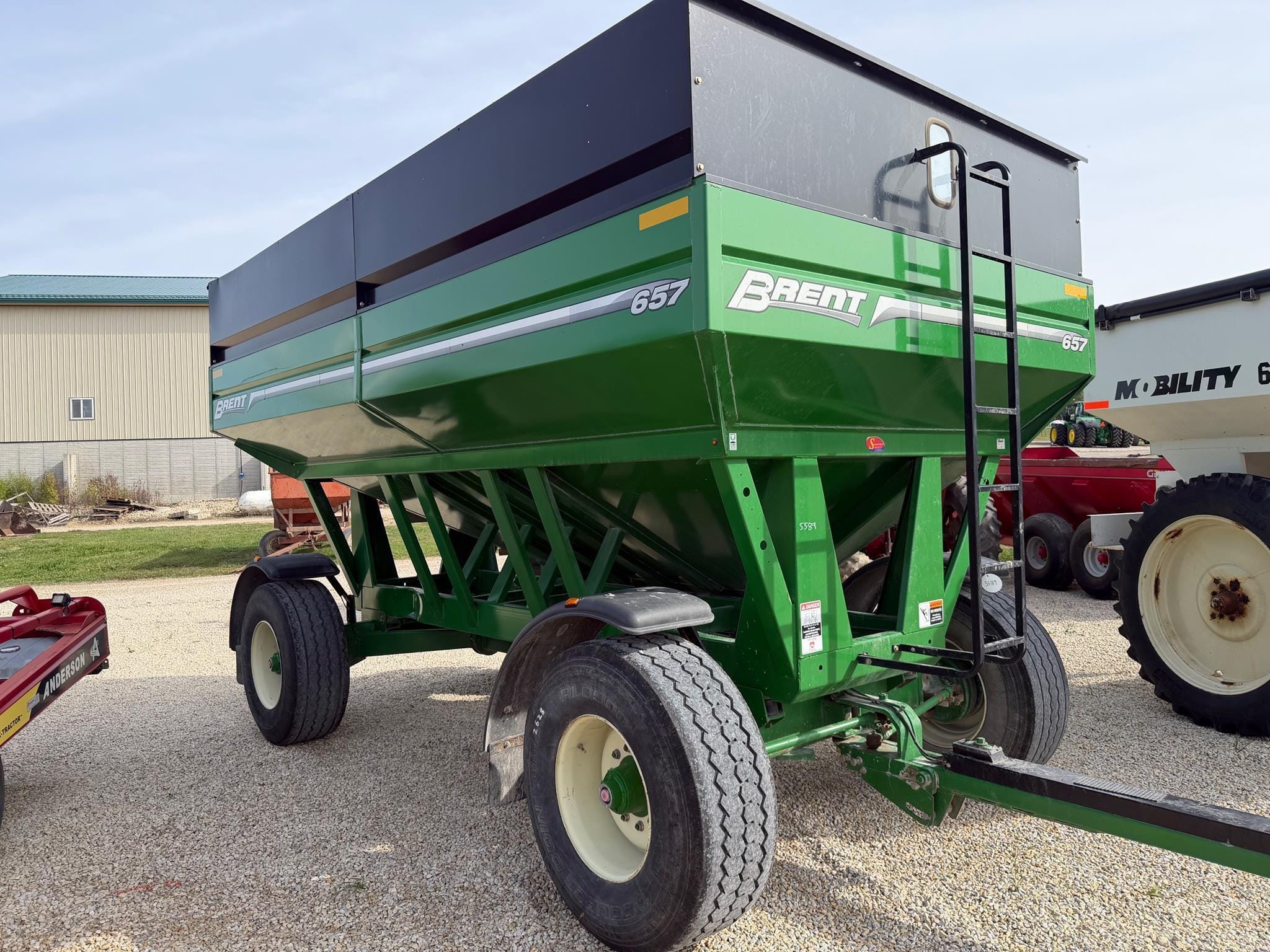 Brent 657 Equipment Image0