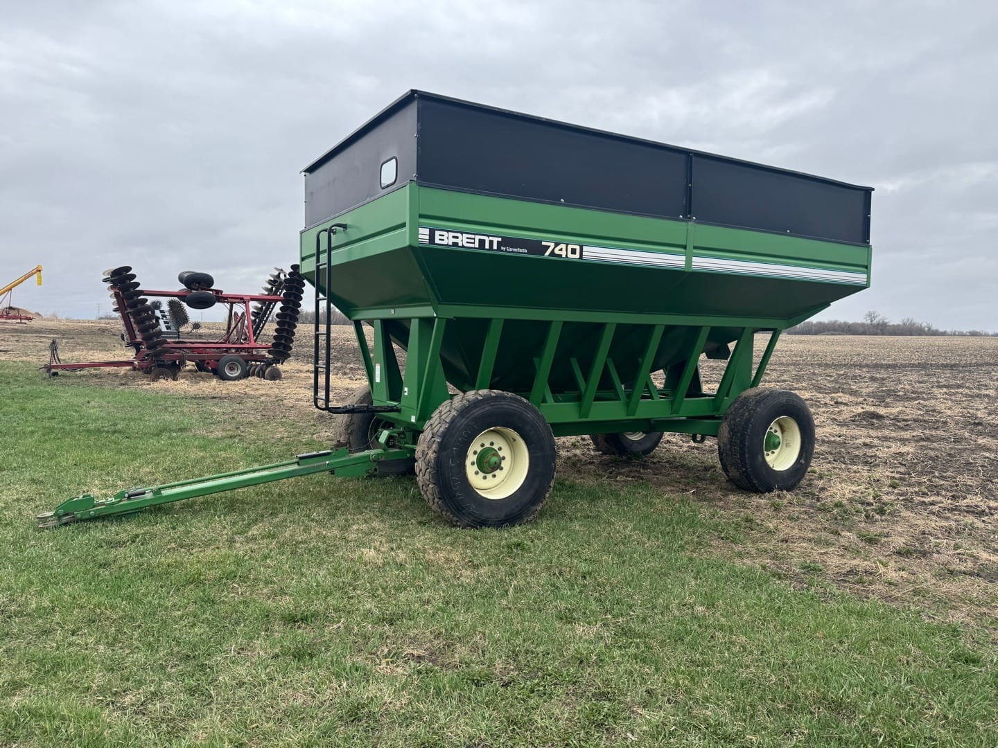 Brent 740 Equipment Image0