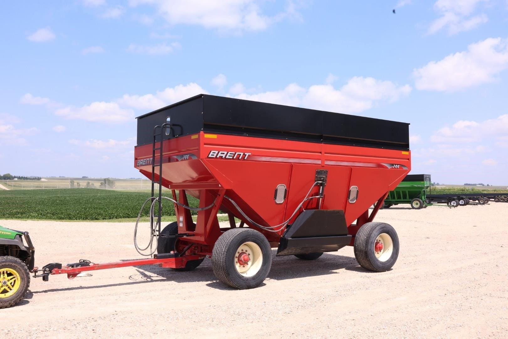 Brent 744 Equipment Image0