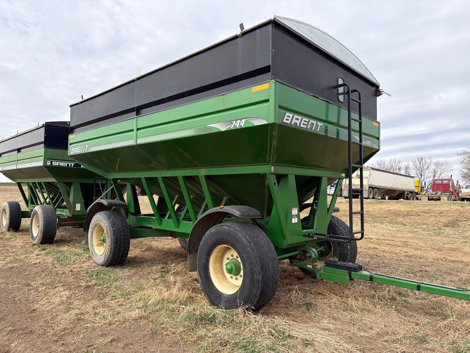 Brent 744 Equipment Image0