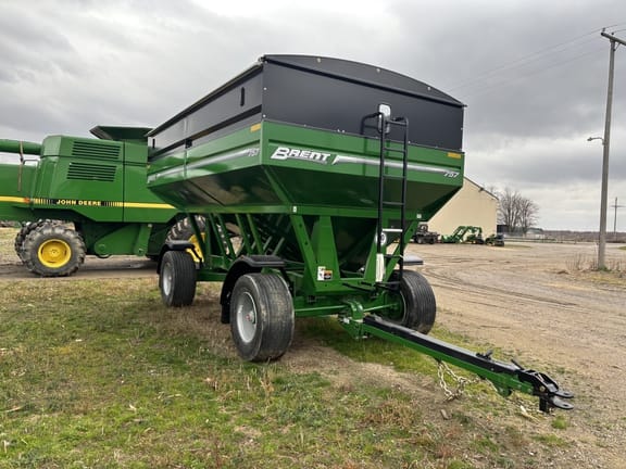 Main image Brent 757