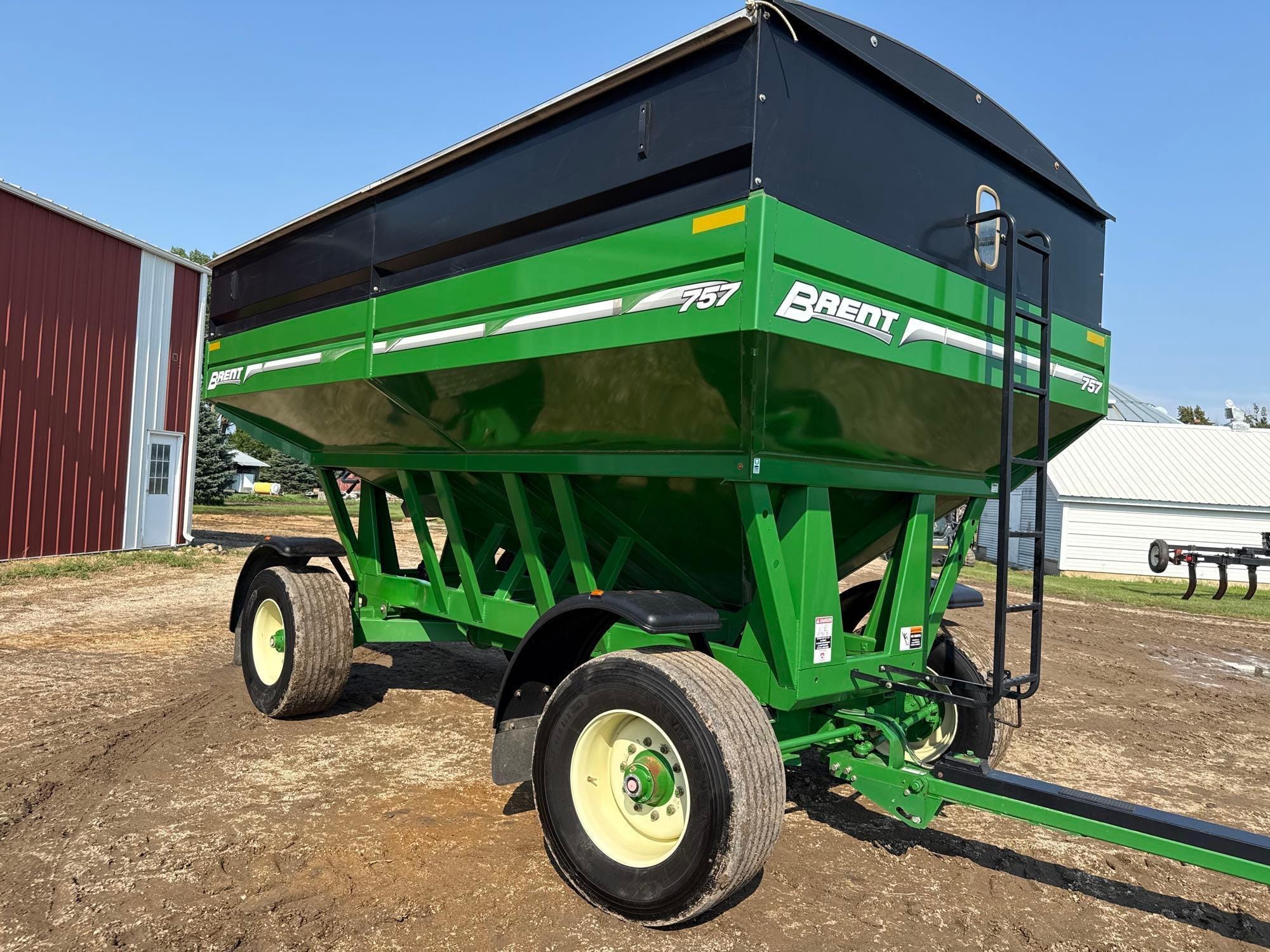 Brent 757 Equipment Image0