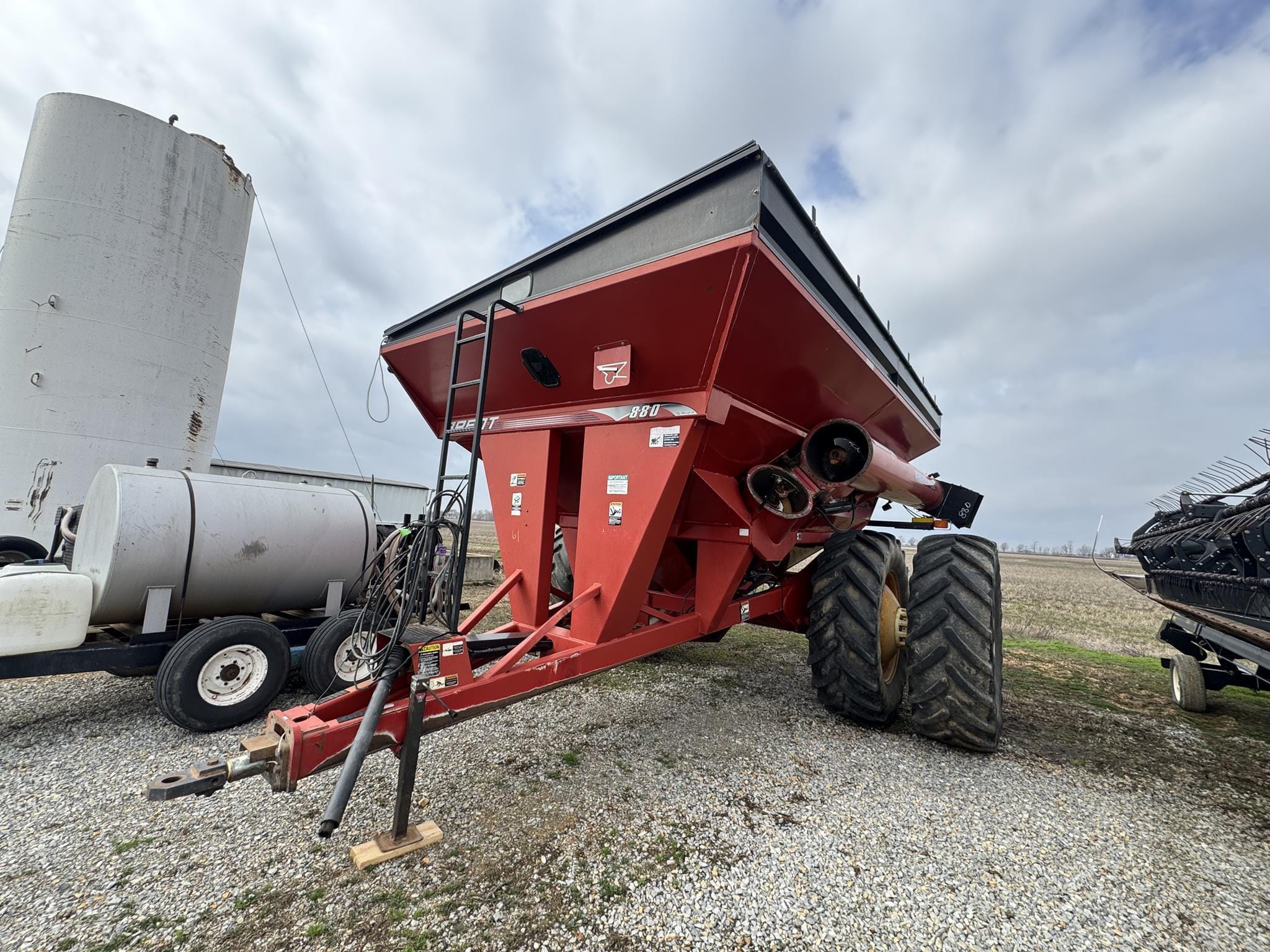 Brent 880 Equipment Image0