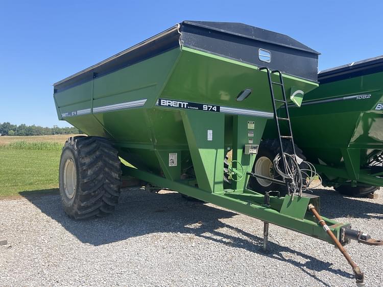 Brent 974 Harvesting Grain Carts for Sale | Tractor Zoom