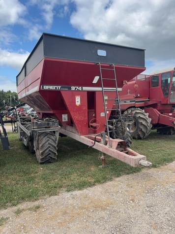 Main image Brent 974