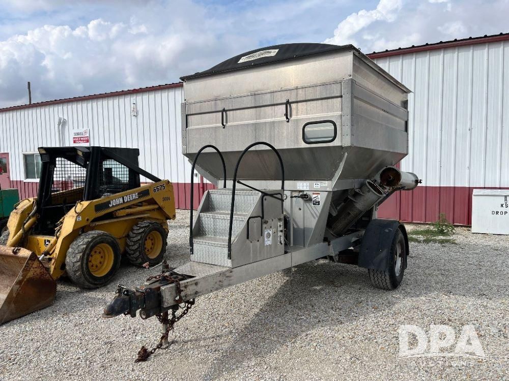 Unverferth GYC-150 Equipment Image0