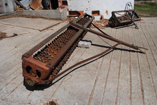 Image of Brillion Groundhog equipment image 3