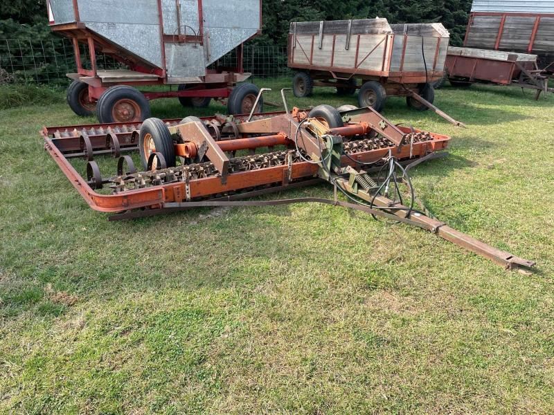 Brillion Undetermined Equipment Image0