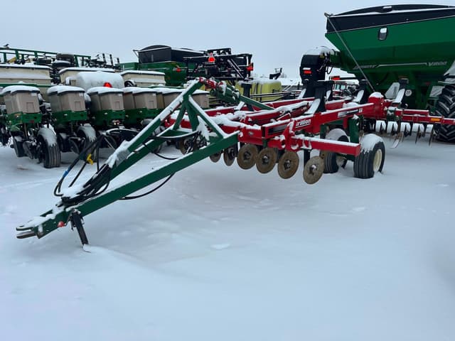 Image of Brillion Soil Commander equipment image 1