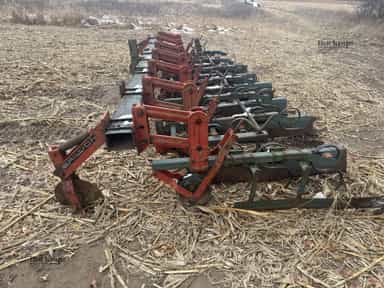 Row Crop Cultivators