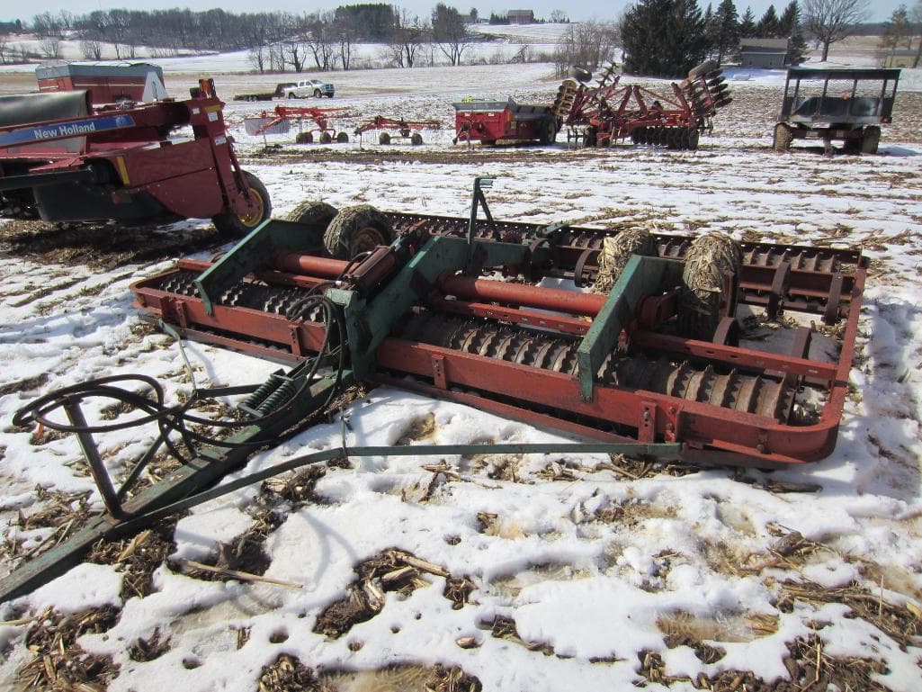 Tractor Zoom Brillion Cultimulcher