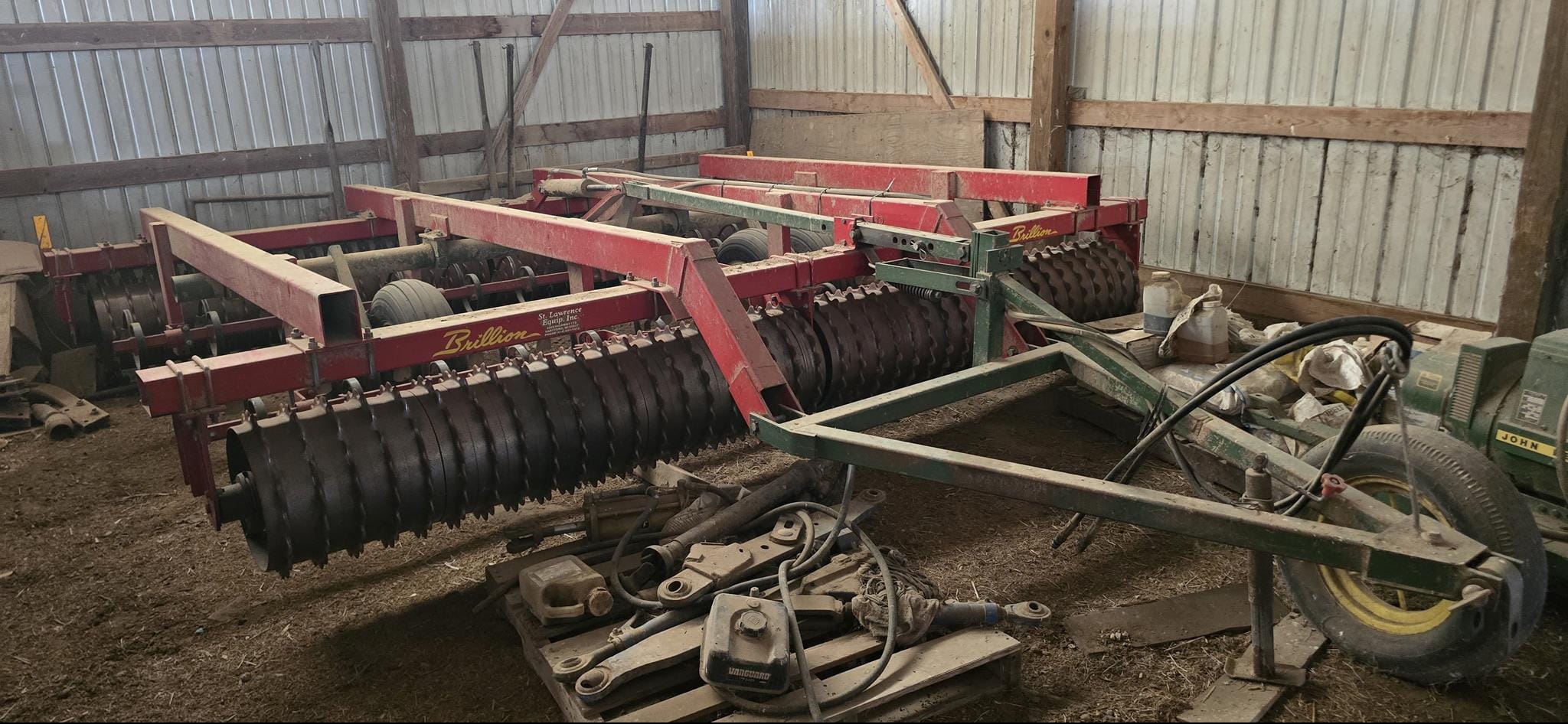 Brillion ML1641 Equipment Image0