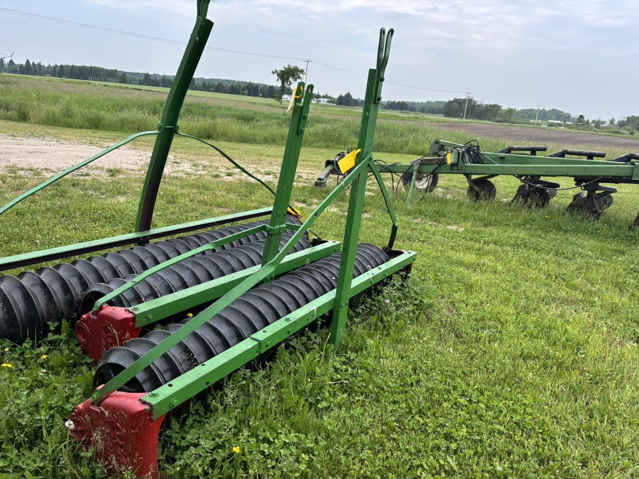 Brillion P8 Equipment Image0