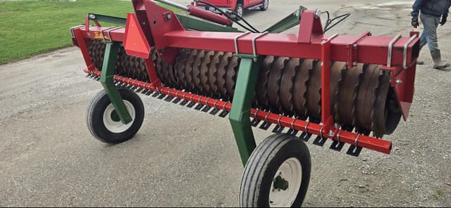 Image of Brillion P-10 equipment image 3