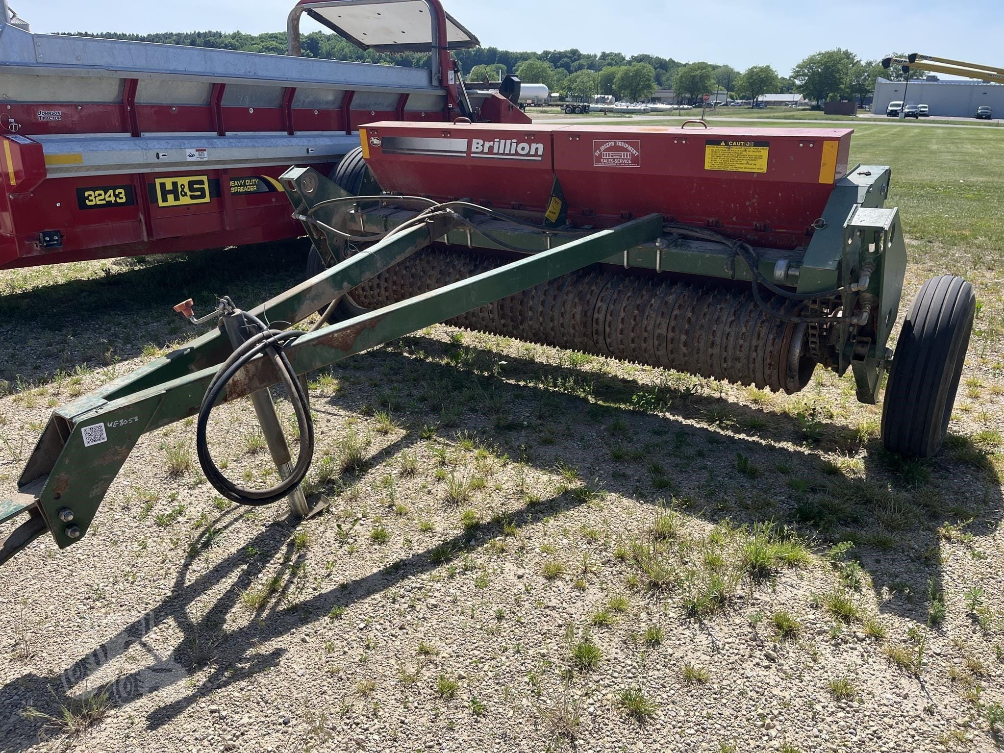 Brillion SS8 Equipment Image0