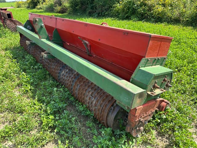 Image of Brillion SST-144 equipment image 2