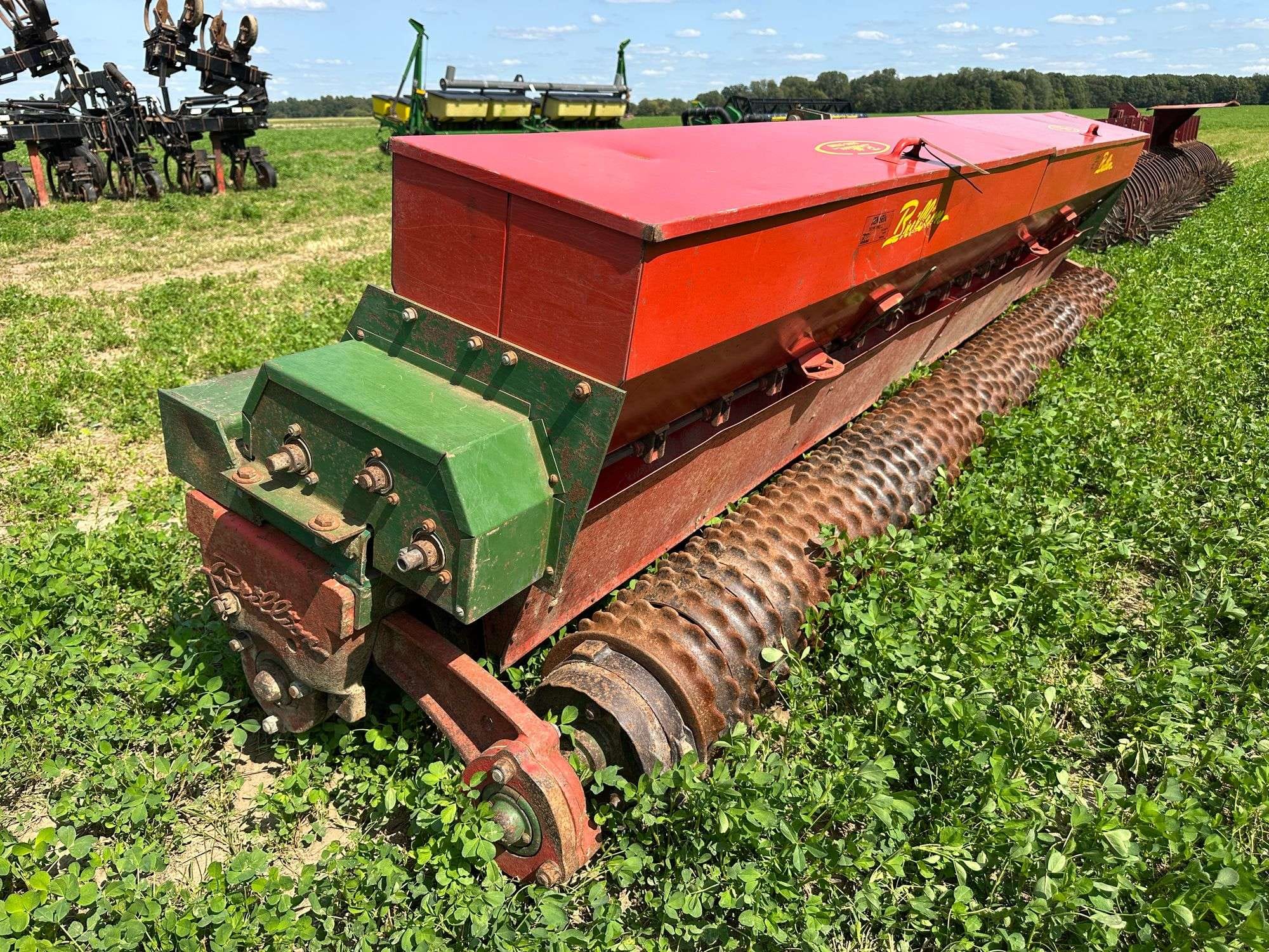 Brillion SST-144 Equipment Image0