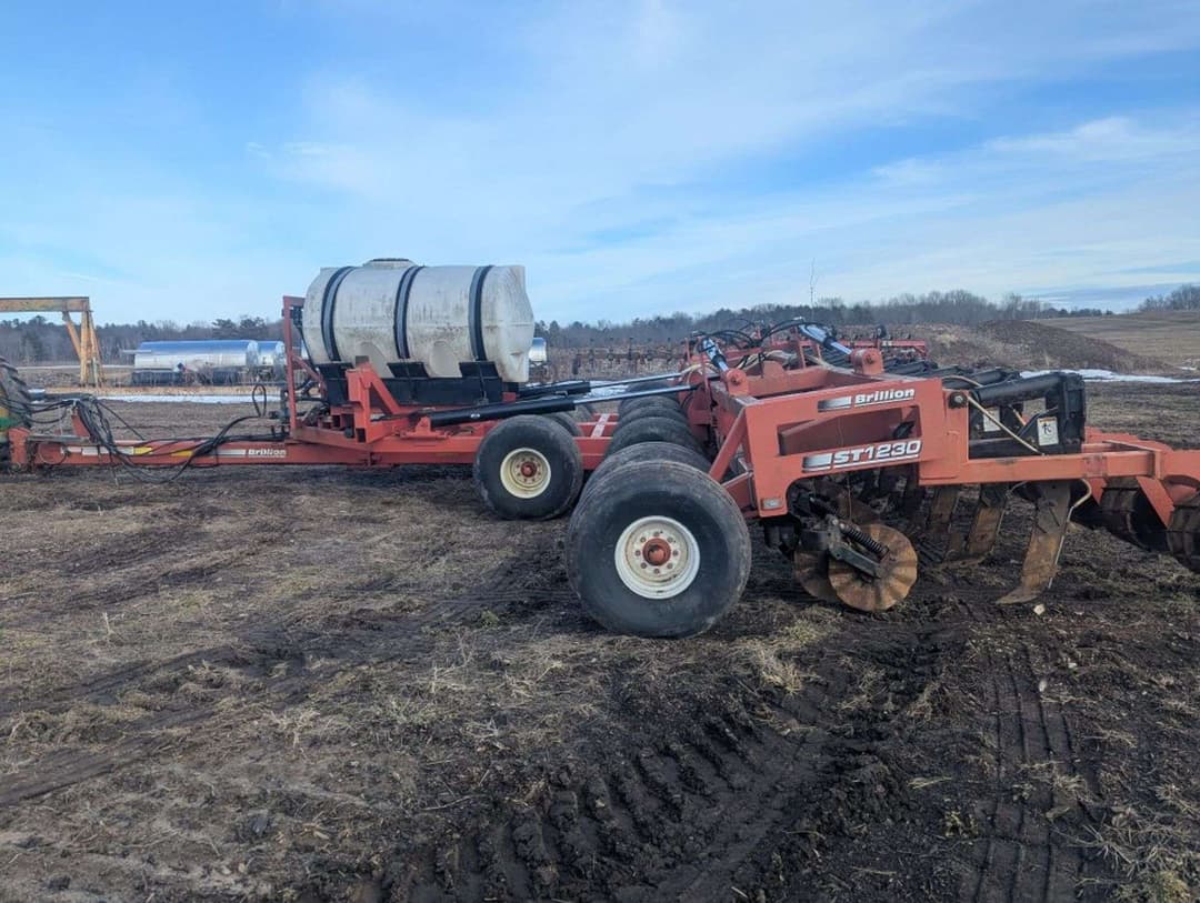 Image of Brillion 1230 Image 0