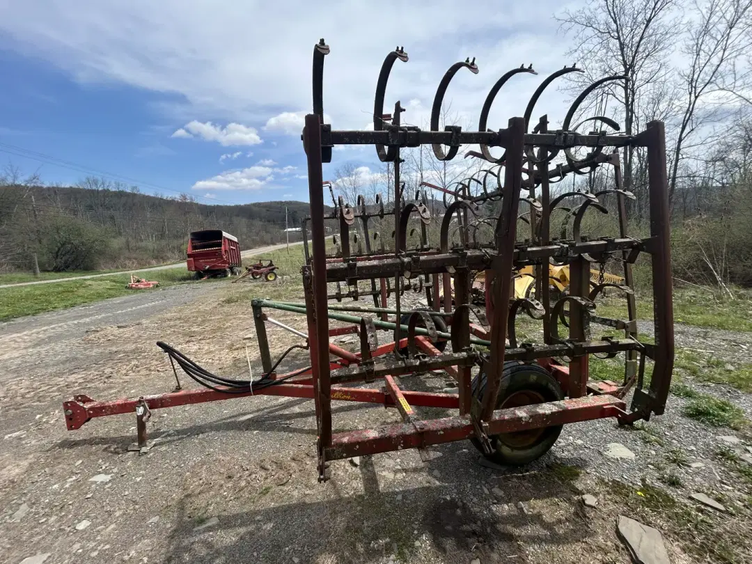 Image of Brillion STC-82 Primary image